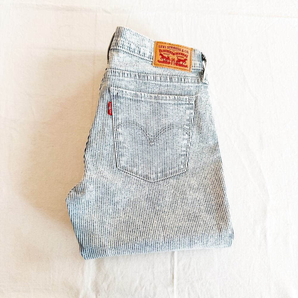 Levi’s 710 Super Skinny Pinstripe Faded Wash Denim Jeans Size 26 x 30
